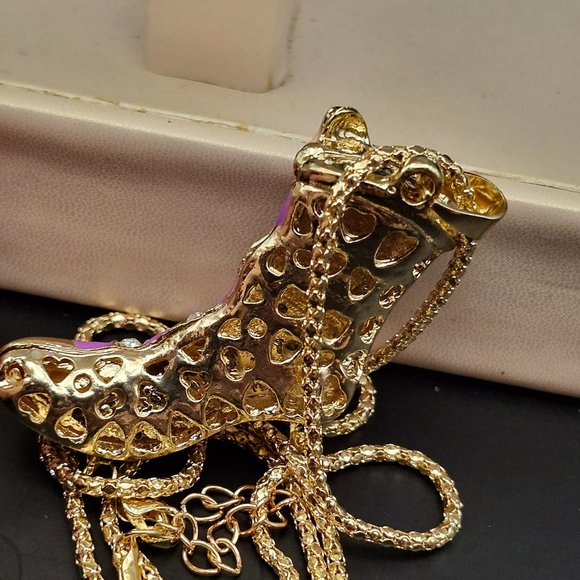 Betsey Johnson Purple Gold High Heeled Boot Rhinestones Pendant Necklace NOS - Picture 3 of 3